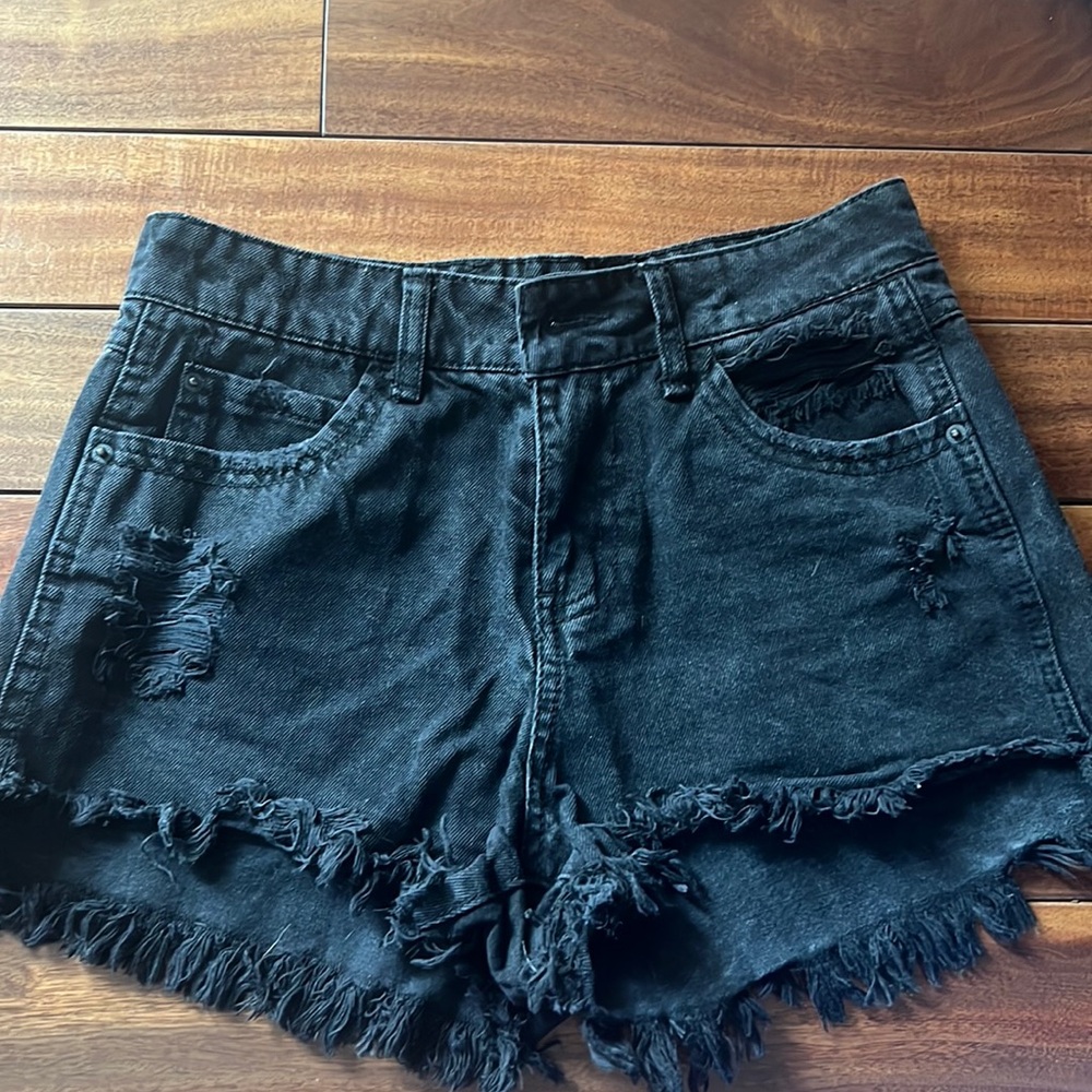 Black jean short